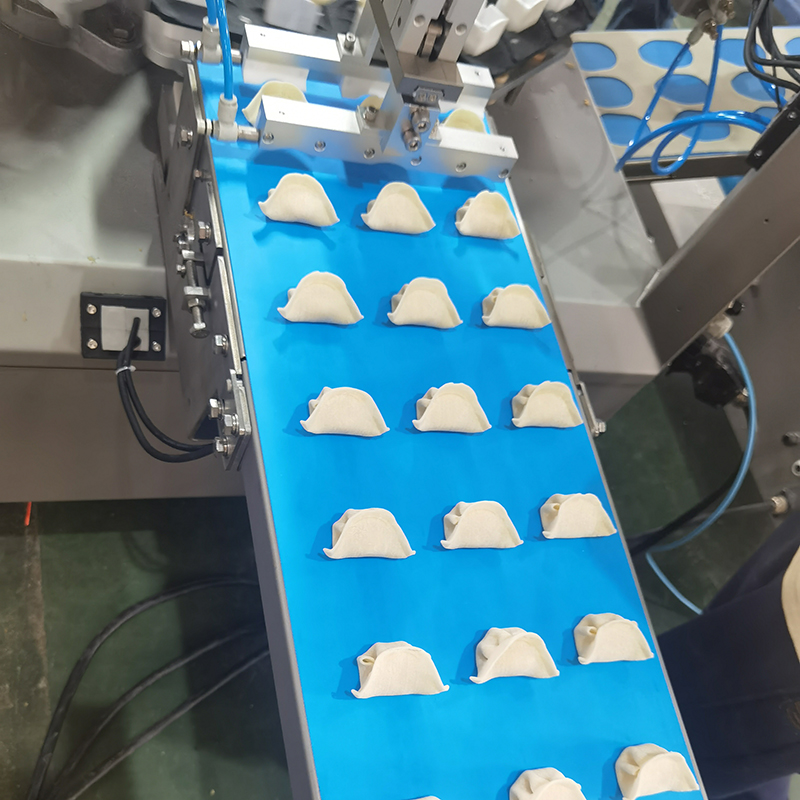 業務用自動電気式焼売・ワンタン・餃子製造機 - Gyoza Dumpling Maker のレビューと価格